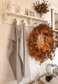 Image 3 of Luxury Autumn Foliage Wreath