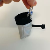 Image 4 of Send keychain_blue