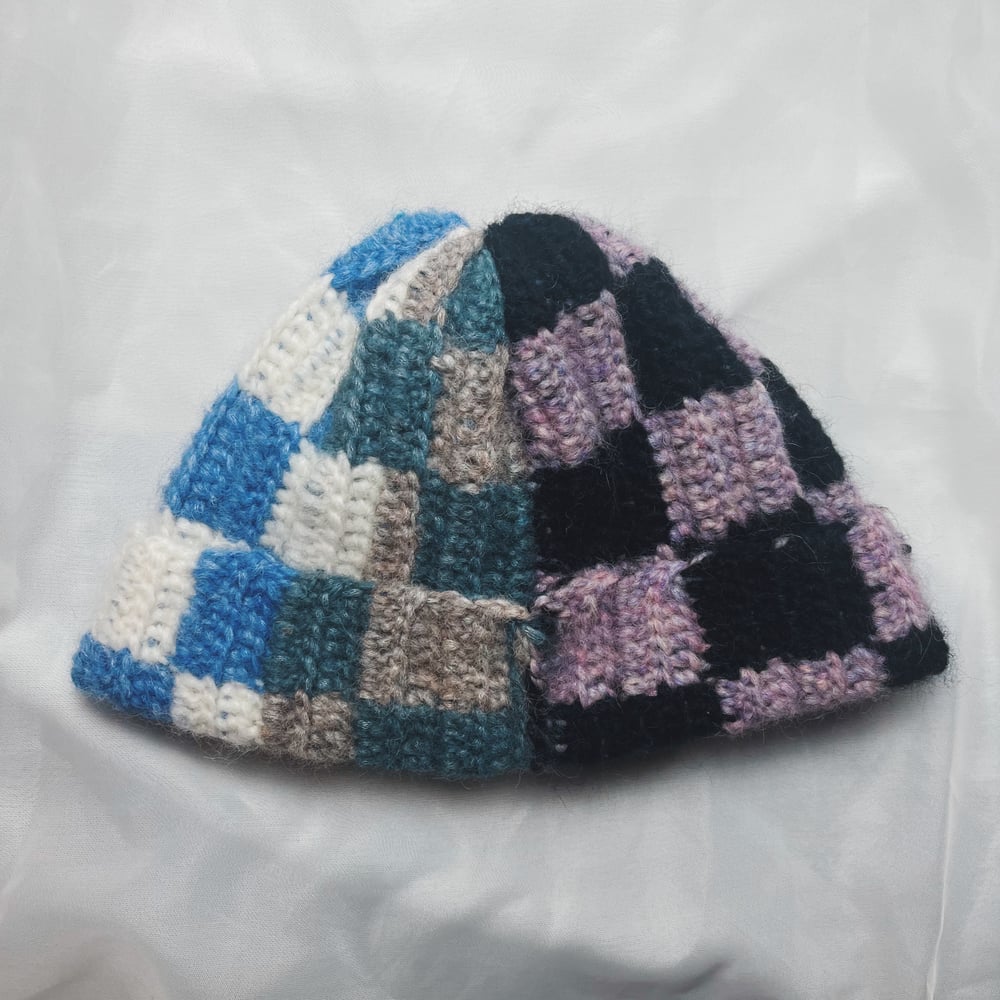Image of crocheted BEANIE 36
