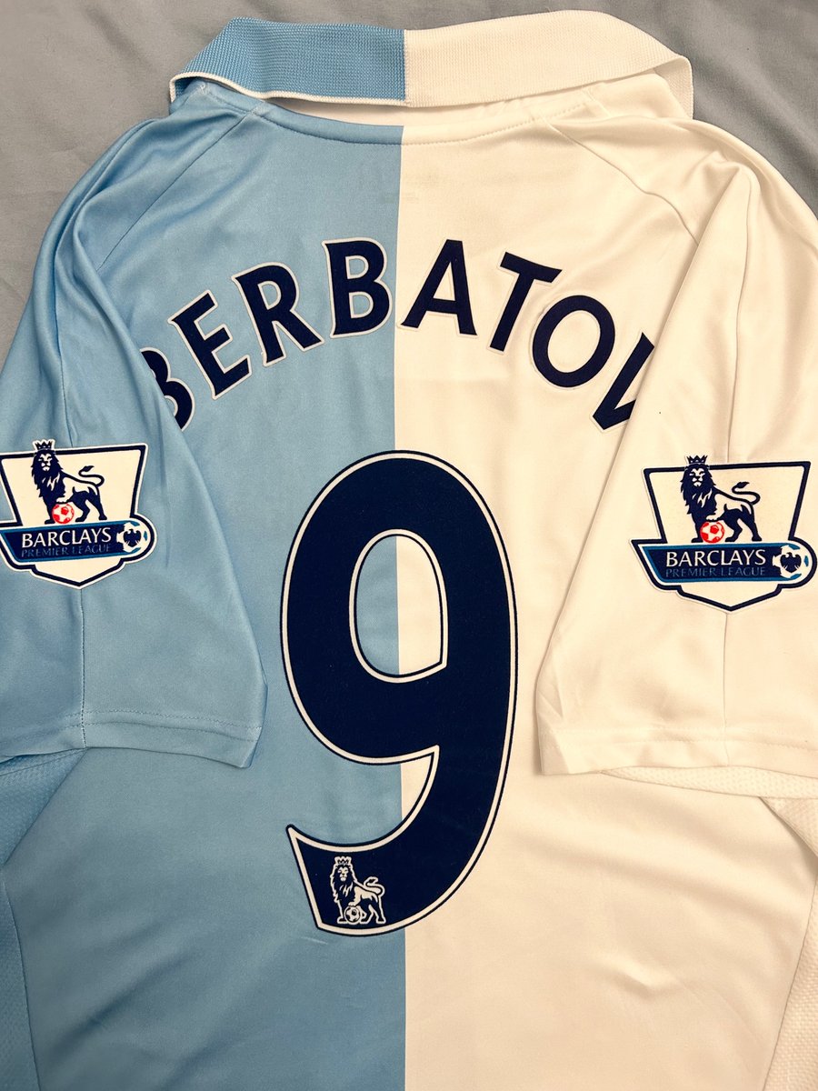 Image of Tottenham “BERBATOV 9” 125th Anniversary Shirt 2007/08 + PL patches (L)