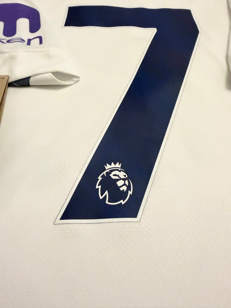Image of PRE ORDER: NEW Tottenham Hotspur “XAVI 7” 2025/26 Home Shirt + Poppy/PL patches (L)