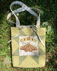 Image 1 of moth garden quilted bag
