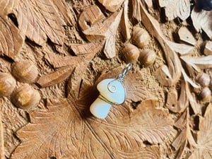 Image of Mushroom wire necklace 