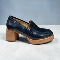 Image 1 of DORKING D439 NAVY