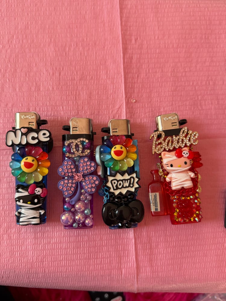 Image of Junk case lighters 
