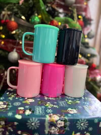 Image 2 of 17 oz Macaroon Glass mug