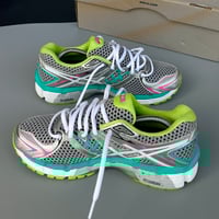 Image 3 of Asics Gel Surveyor size: us7W uk5 eu38 cm24