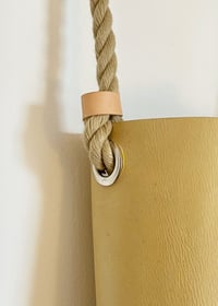 Image 3 of Leather and chandlery mangeoire bag 
