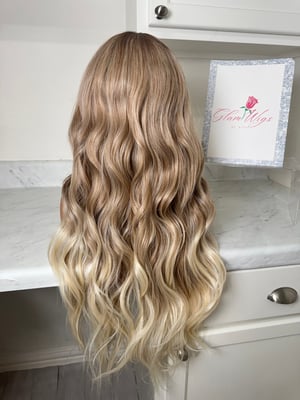 Image of Hillary luxury free part (pre order)