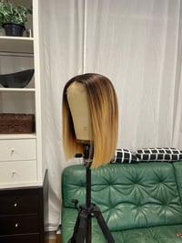 Image 1 of PRECOMMANDE Carré Court keninya 1