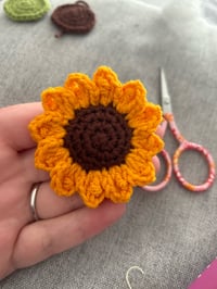Image 3 of Sunflower Keyring