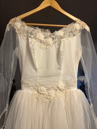 Image 8 of 1953 Heirloom Certified Gown 