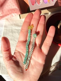 Image 3 of Daisies connected