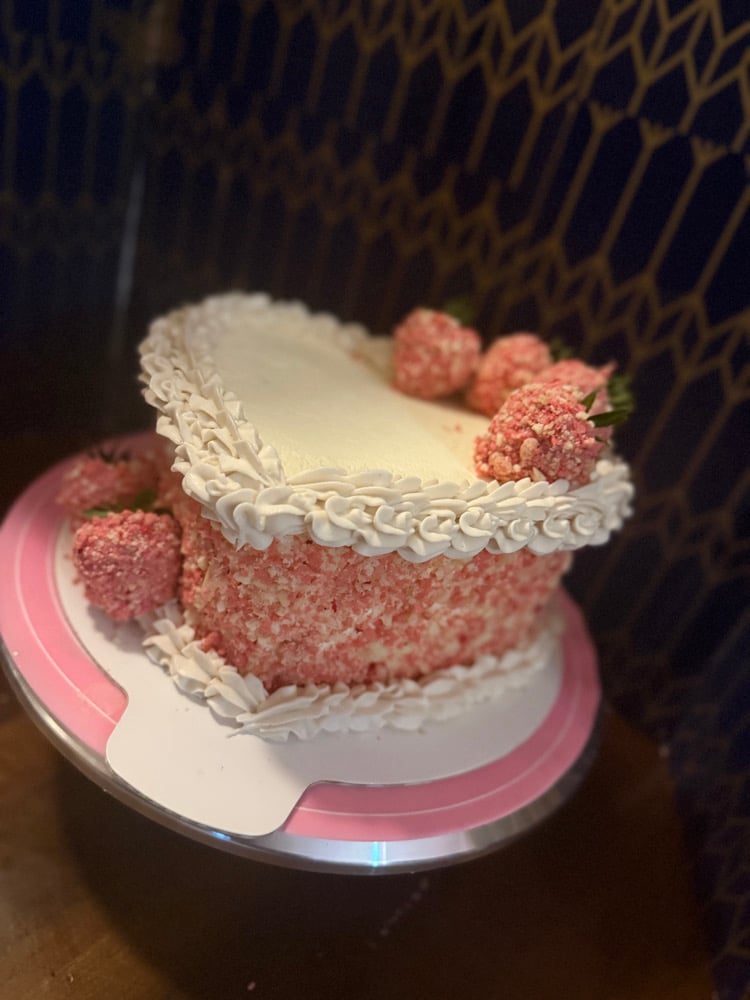 Image of 8inch 2 Layer Strawberry Shortcake Heart Cake