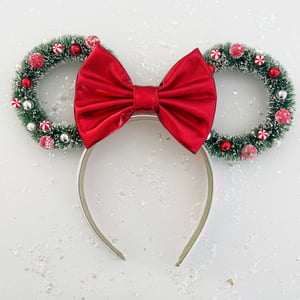 Image of Peppermint Wreath Ears with Red Bow