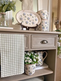 Image 4 of The Nancy Plate on Stand