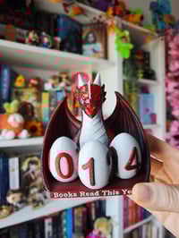 Image 3 of Contador de libros dragon rojo/negro