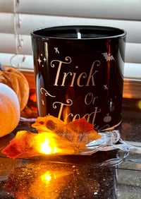 Image 2 of 30cl Black Gloss Halloween Candle