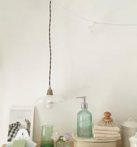 Image 5 of Suspension festonnée 