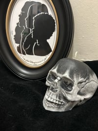 Image 2 of Bleeding skull mold/spooky vibes