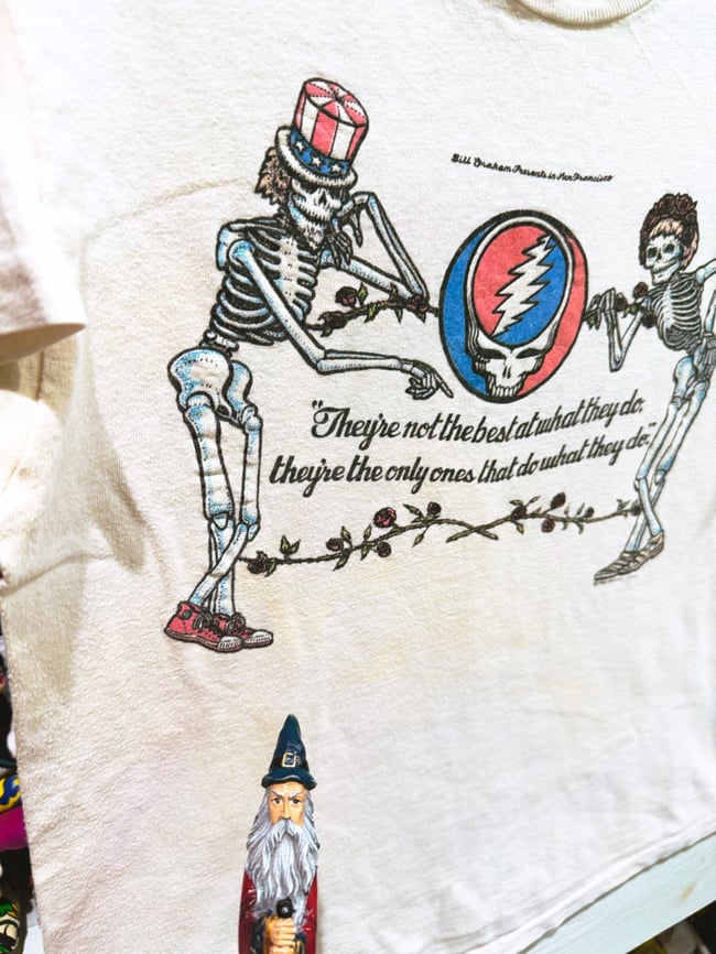 Grateful Dead 1980 Tour Warfield T-Shirt - Fits SM