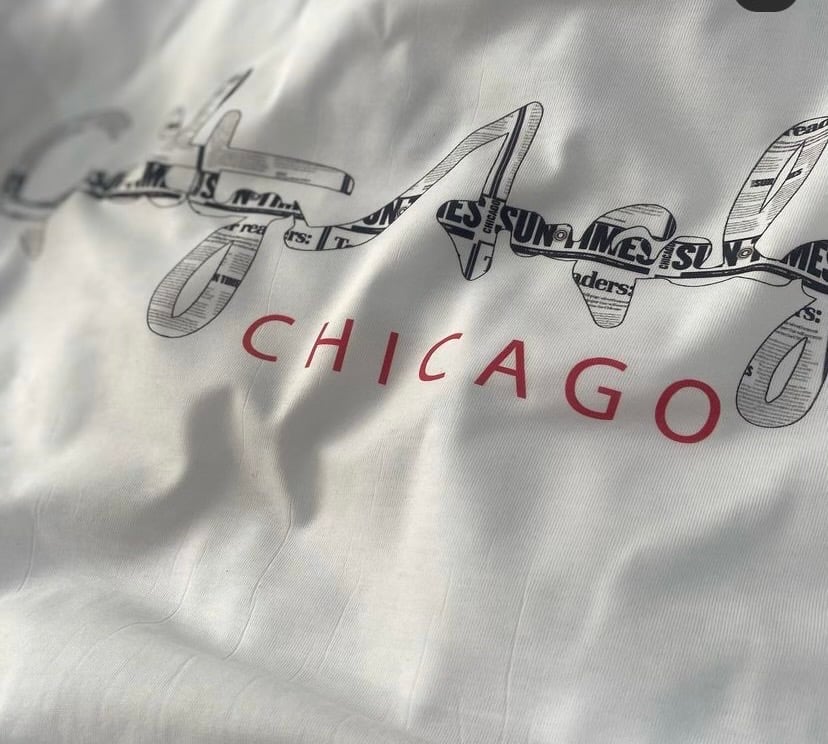 Image of Chicago sun-times signature tee