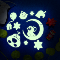 Image 2 of Decoraciones brillan en la oscuridad 🌙