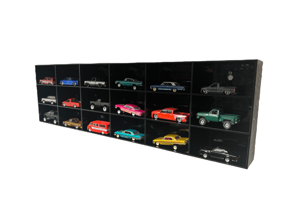 BLACK ACRYLIC SLOT CASE DISPLAY 18CT