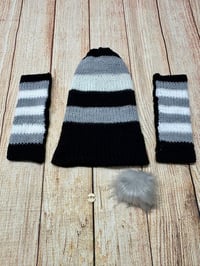 Image 5 of 4 in 1 Hat & Handwarmer Set, Size M  (Adult) Black, Grey & White