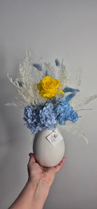 Image 2 of Raewyn!! Blue and Yellow Preserved Flower Vase