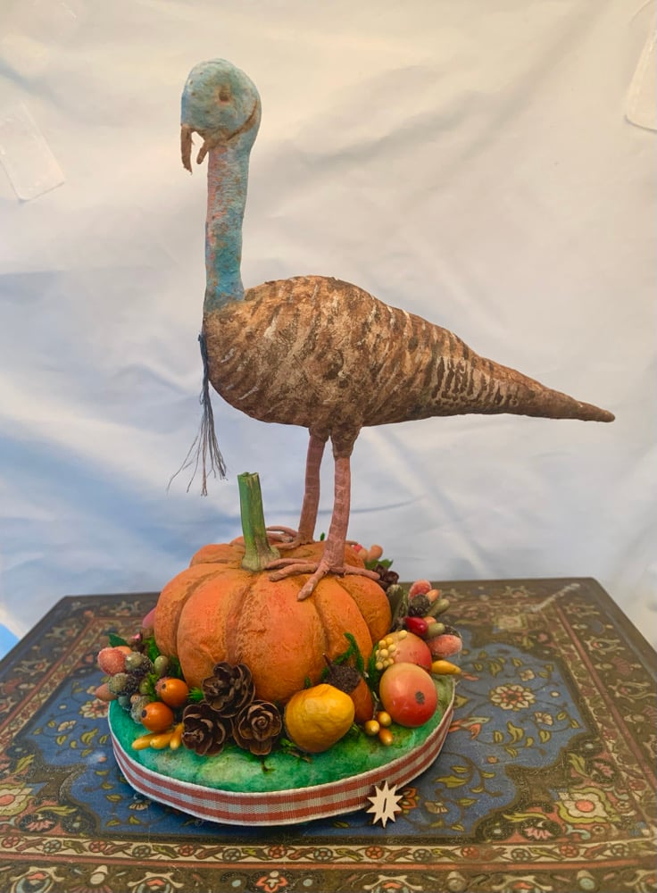 Image of Turkey Hen Figure 1