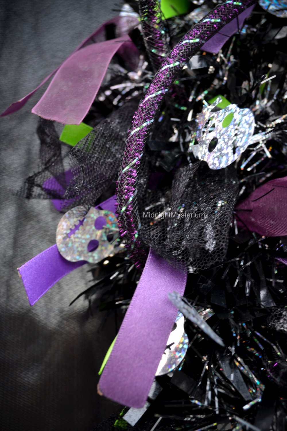 Arachnid: Decorative Spider Themed Wreath