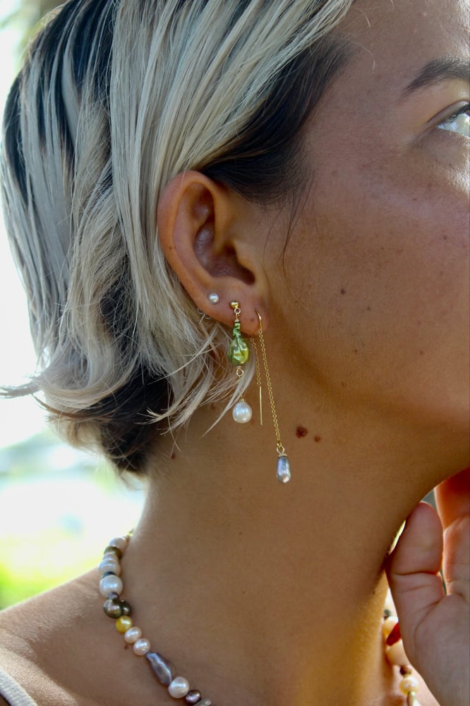 Image of Green keshi baroque post earrings 