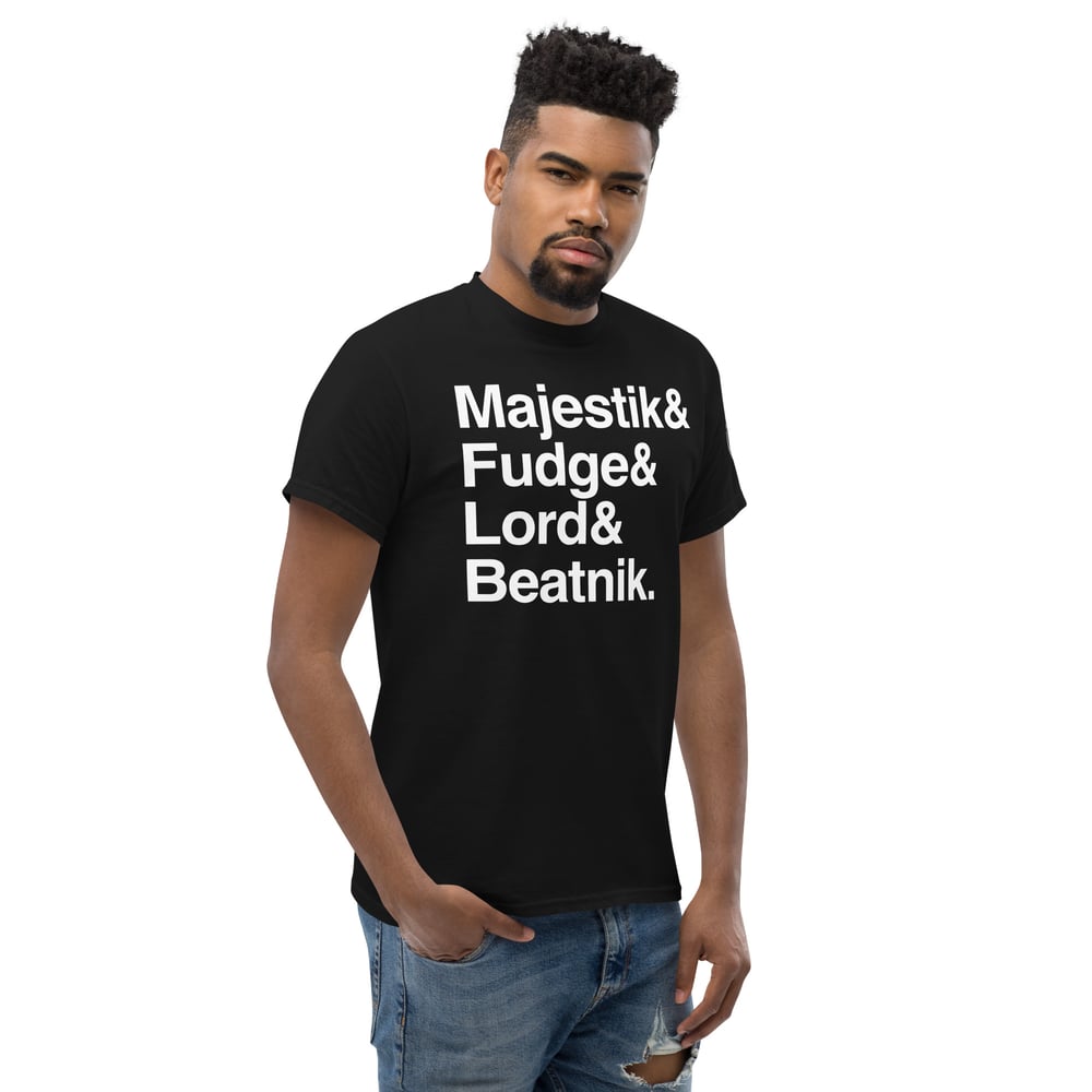 SUPERHERO LINE-UP TEE