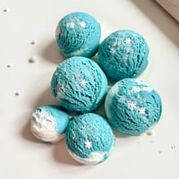 Image 2 of Deluxe Holiday Bath Truffles 