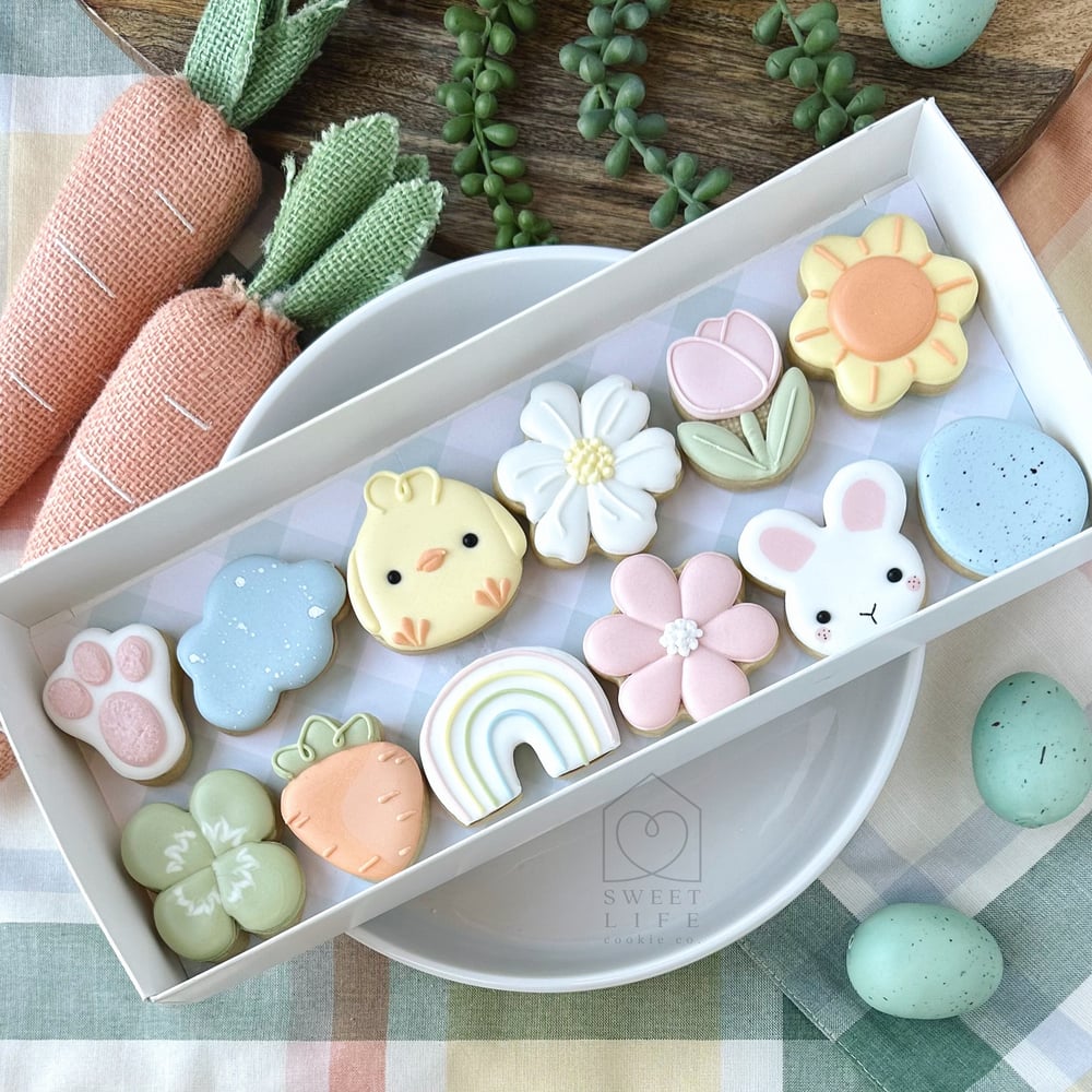 Image of Easter Mini Dozen Gift Box