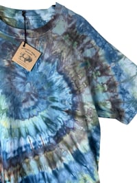 Image 3 of L Adult 100% Combed Cotton T-Shirt in Cool Spiral Ice Dye 