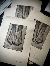 Image 2 of Gravure "Feet"