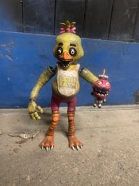 Image 1 of FNAF Plus Chica Mini Blinking Animatronic