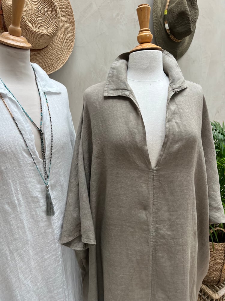 Image of Robe de Plage en lin Taupe