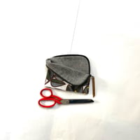 Image 4 of Hydrangea Barkcloth Zip Bag Small