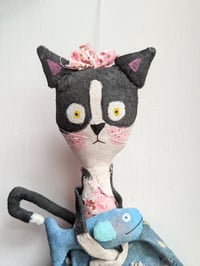 Image 2 of Cat and fish BFF