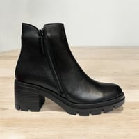 Image 1 of ROAMERS VIVIAN BLACK