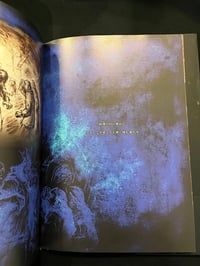 Image 4 of Resident Evil 4 Film Book (No DVD) 