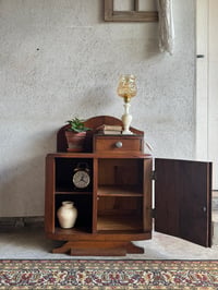 Image 7 of Le chevet Art déco
