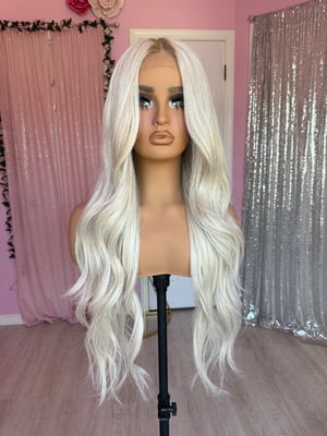 Image of icy blonde light brown roots (pre order)