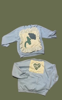 2x granny pillow crewneck