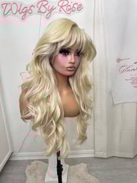 Image 7 of Mia luxury free part glueless wig (ready to ship) 