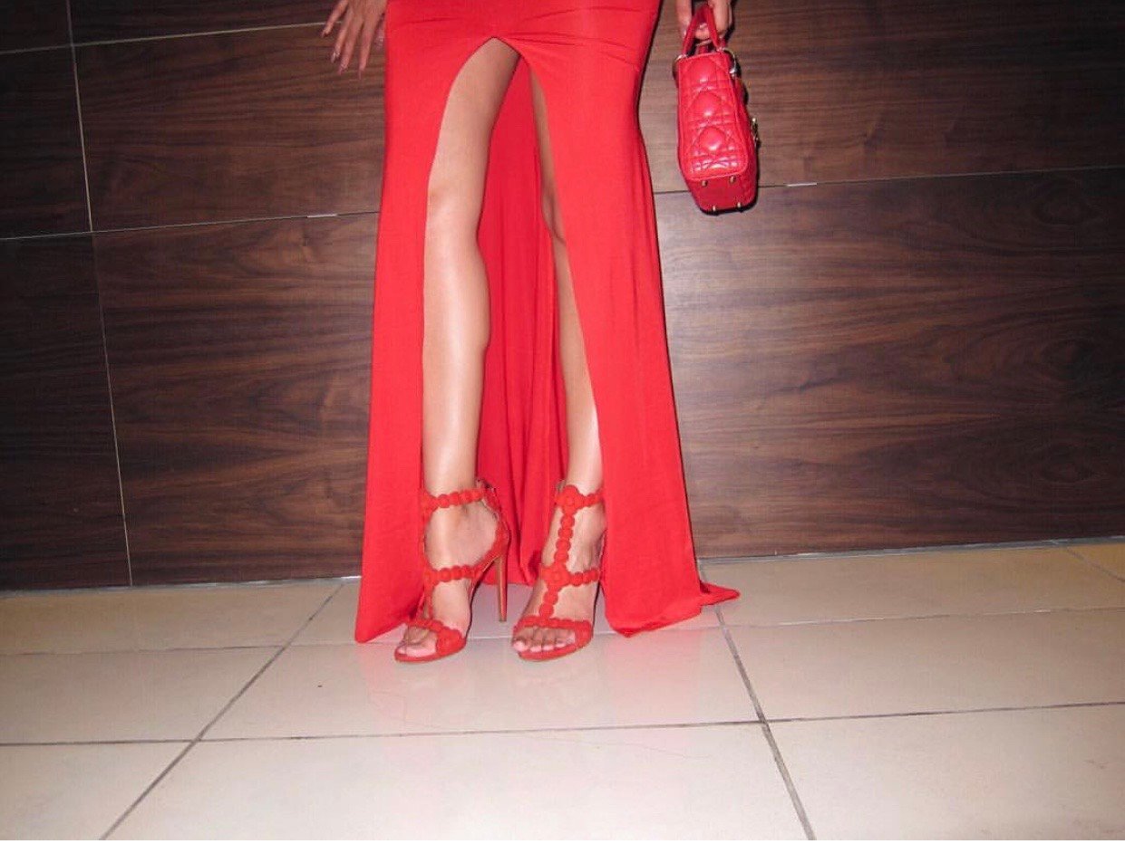 Image of RED EXTRA LONG GOWN WITH FRONT SLIT (SMALL)