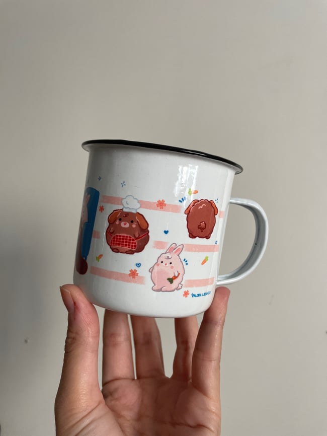 Taza metal conejitos 